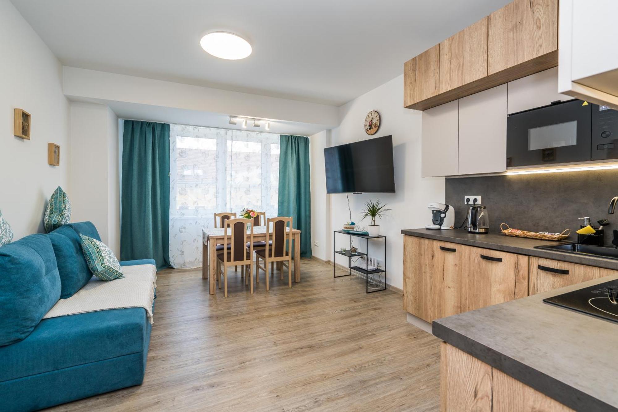 Perla Hradce 302 Apartamento Hradec Králové Exterior foto