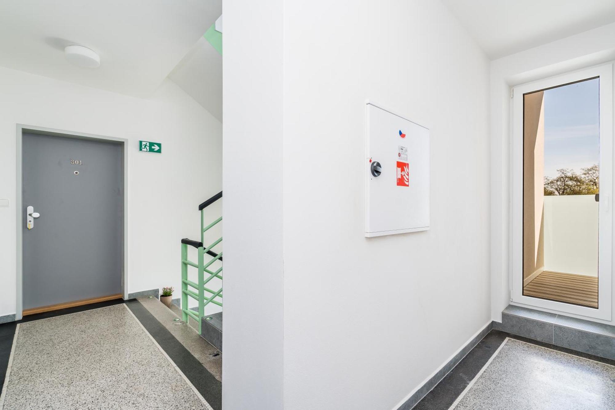 Perla Hradce 302 Apartamento Hradec Králové Exterior foto